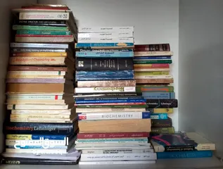  4 كتب منوعة علمية وأدبية ودينية الكتاب نص دينار وأقل  في كتب ربع دينار توجد كتب ب3 لو مجموعة الكتاب ب2