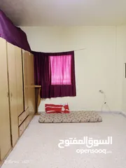  2 شقه طابق ثالث حي العبد الات آخر موقف الرفيس بيت الشيخ تيسير  المواجده