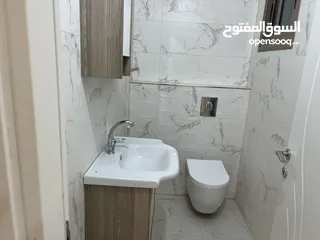  3 شقه فارغة للايجار في المصيون