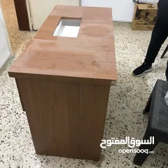  1 طاولة خياطة تفصيل للبيع