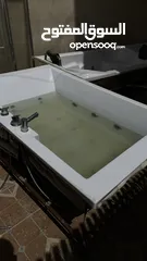  1 جاكوزيات بحالة الوكالة  للبيع بسعر جدا  مناسب