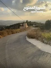  2 بسبب ظروف السفر وترك المنطقة، بدي أبيع الأرض.