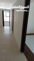  7 مكاتب للإيجار