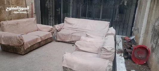  3 كنب للبيع مقابل لتفوض