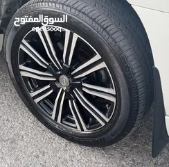  22 Toyota Land Cruiser 2016 Gx-r 5700CC V8 بحالة الوكالة الفحص: 7 جيد بدون ملاحظات