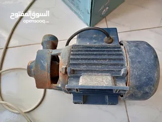  2 ماتور ماء بحاله ممتازه