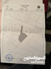  12 شقه شبه جديده للبيع المستعجل في أحلى مناطق السابع للبيع بنصف سعر التكلفة كاش او عن طريق البنك فقط