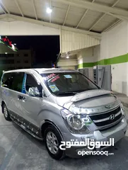  2 باص جراند.  H1  لمتدد بحالة الوكالة موديل 2008