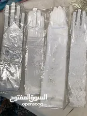  2 كفوف عرايس ستان لون ابيض ولون سكري و دانتيل   متوفر طويل ووسط وقصير