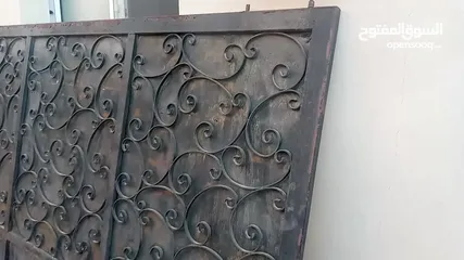  4 باب جرار من النوع الثقيل