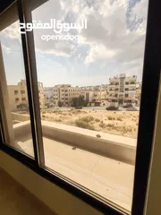  30 شقة أرضية(170م)للبيع في ام حجير شفا بدران