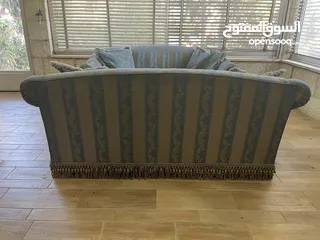  4 أثاث غرف جلوس وملحقاتها