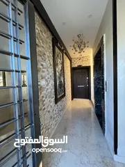  3 شقه طابقيه فاخره في دير غبار (حجار النوابلسي) مساحه 195