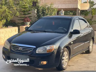  1 كيا سيراتو 2007