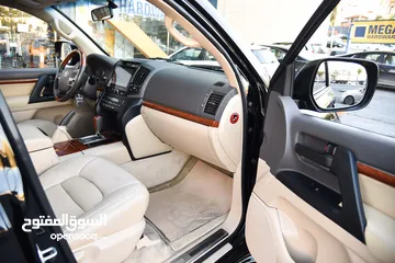  11 تويوتا لاند كروزر GXR V6 2015 Toyota Land Cruiser بحالة الوكالة