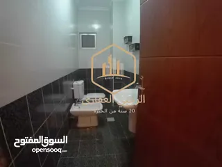  4 شقة / للايجار /  فارغة / 4نوم / خلدا