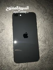  1 IPHONE SE 2020