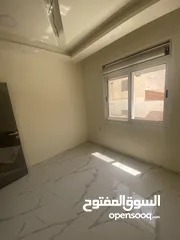  13 شقة فاخرة 3 غرف للبيع في العقبة – إطلالة على الجولف وتشطيب راقٍ – بسعر مغري