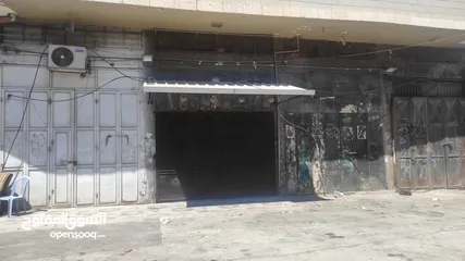  4 محلات كبيره للايجار بدون خلو
