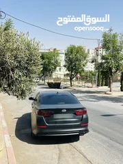  2 Kia. K5 موجوده في الخليل
