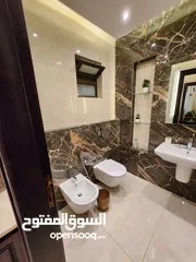  5 شقة فاخرة بالرابيه طابق اول للبيع مساحة 185 متر مربع