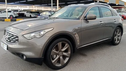  8 Infiniti FX50 S V8 5.0L Full Option Model 2009