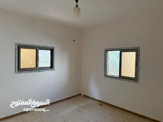  1 منزل للايجار