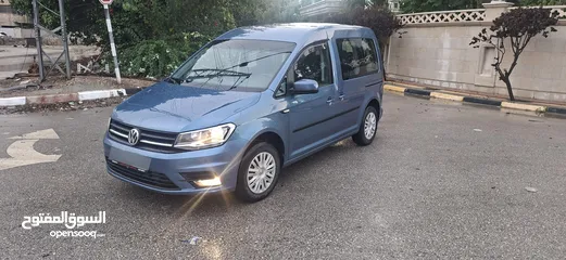  15 كادي 2018-غرفة مبطنة -ركاب (6+1)ماتور 2000 ديزل ماشي 110الف كليو فحص الف دفعة 50الف كاش والباقي شيكت