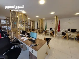  12 مكتب طابق اول في مجمع فخم للايجار في الصويفية، مساحة المكتب 130م