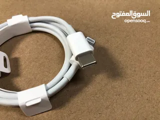 2 كيبل ايفون 14 برو ماكس اصلي 100/100