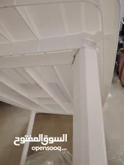  2 طاولة بلاستيك