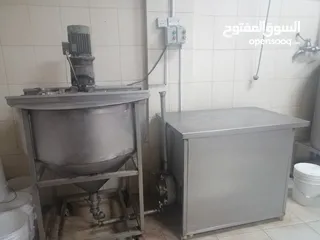  10 مصنع ألبان