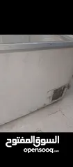  1 فريزر بطح بحاله جيدة