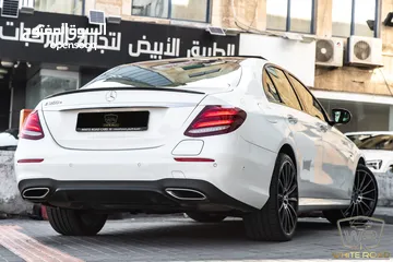  4 Mercedes E350e Plug in hybrid Amg kit Night Package 2018   السيارة وارد الشركة و قطعت مسافة 50,000