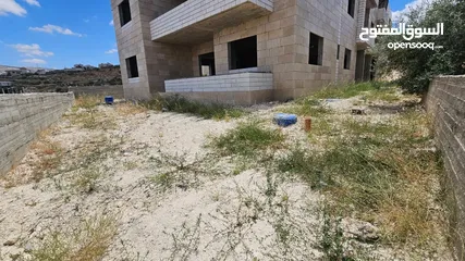  4 شقة ارضية مطلة