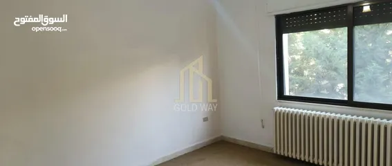  10 في أرقى مناطق الشميساني شقة مميزة طابق أول 180م بسعر مميز / ref 9505