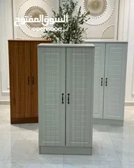  1 "خزانة أحذية أنيقة... تنظيم ومساحة في قطعة واحدة"