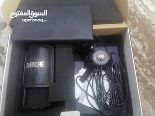  2 مايكروفون RODE NT-USB +ستاند استعمال خفيف بحالة الوكالة