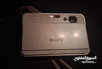  2 sony cyber shot camera dsc t2
