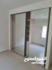  7 تلاع العلي / قرب المعلومات الجنائية شقه 140م مع حديقه 120م بسعر ممتاز