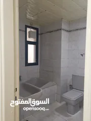  10 غرفه عاديه ، وغرفه مجلس كبيره للايجار