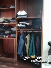  2 خزانة طابقين نظيفة جدا ما شاء الله عنها  لون بني خشب نظيف جدا