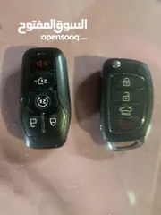 2 مفتاح هوندا ومفتاح F150