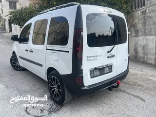  10 رينو KANGOO 2013 بحالة الشركة