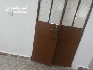  1 شقه للايجار غرفتين وصالون ومطبخ وحمام