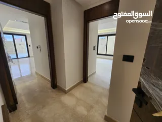  4 شقة فاخرة للبيع في منطقة الظهير - ref : 14485