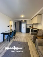  5 apartment for rent in life Tower