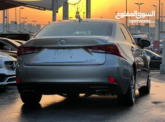  4 LEXUS/ iS  /300 /SPORTS/ 2020