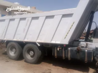  2 Iveco tipper شاحنه  ايفيكو