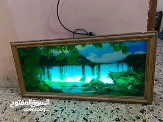  1 لوحه شدراريه ضوئيه تعمل على كهرباء